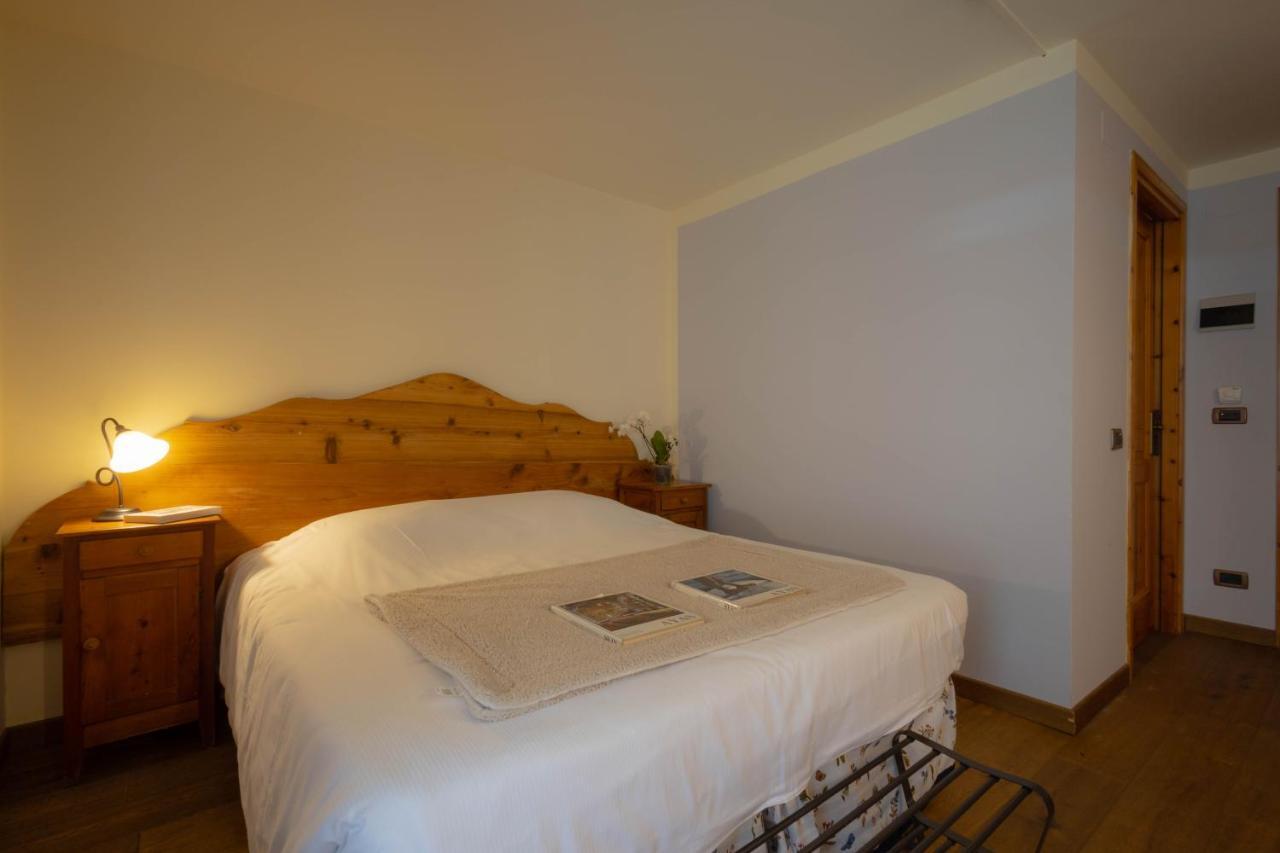 Alpine Forest Hotel Champoluc Ngoại thất bức ảnh