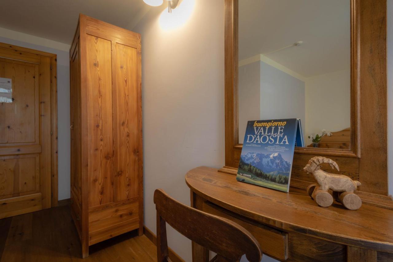 Alpine Forest Hotel Champoluc Ngoại thất bức ảnh