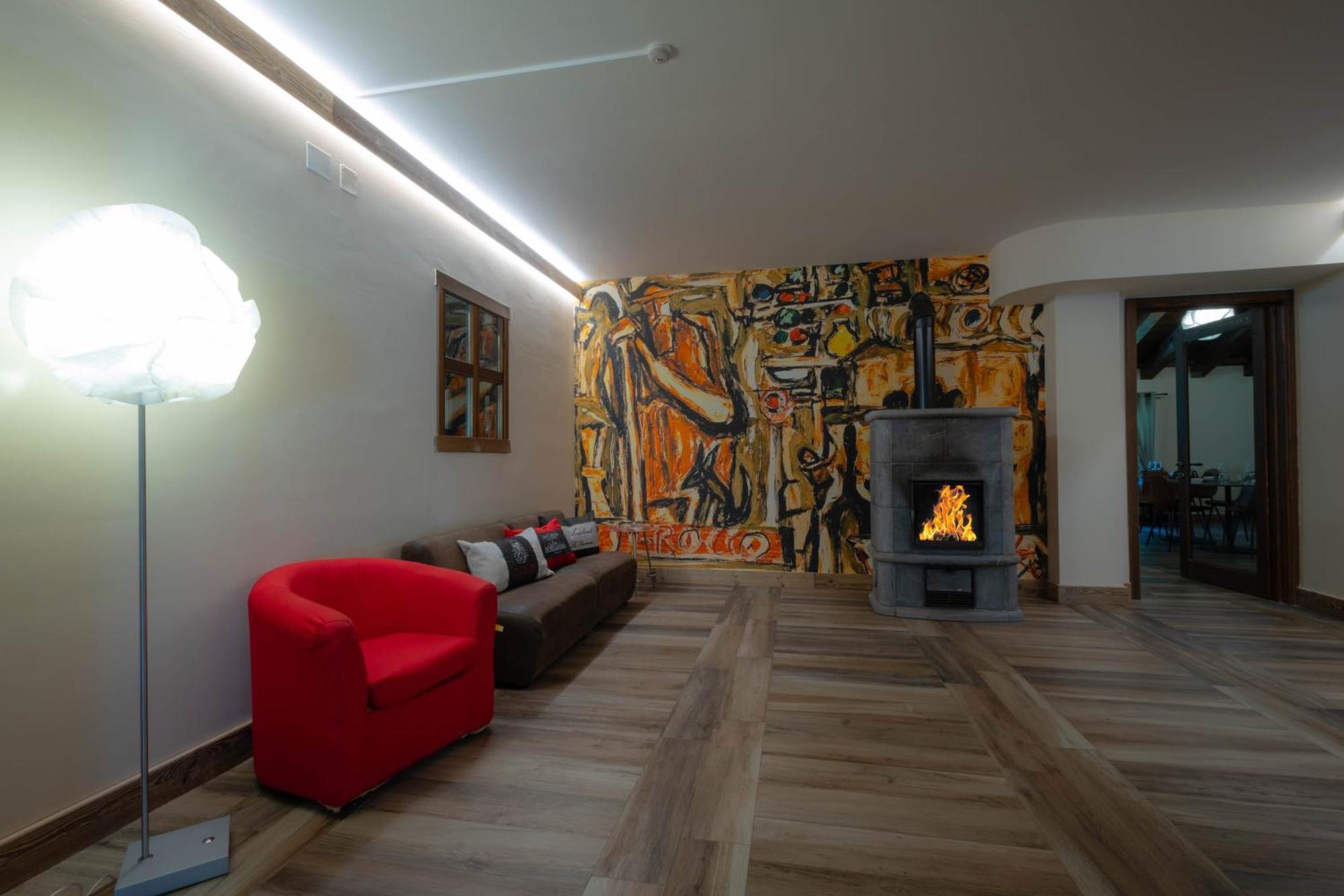 Alpine Forest Hotel Champoluc Ngoại thất bức ảnh