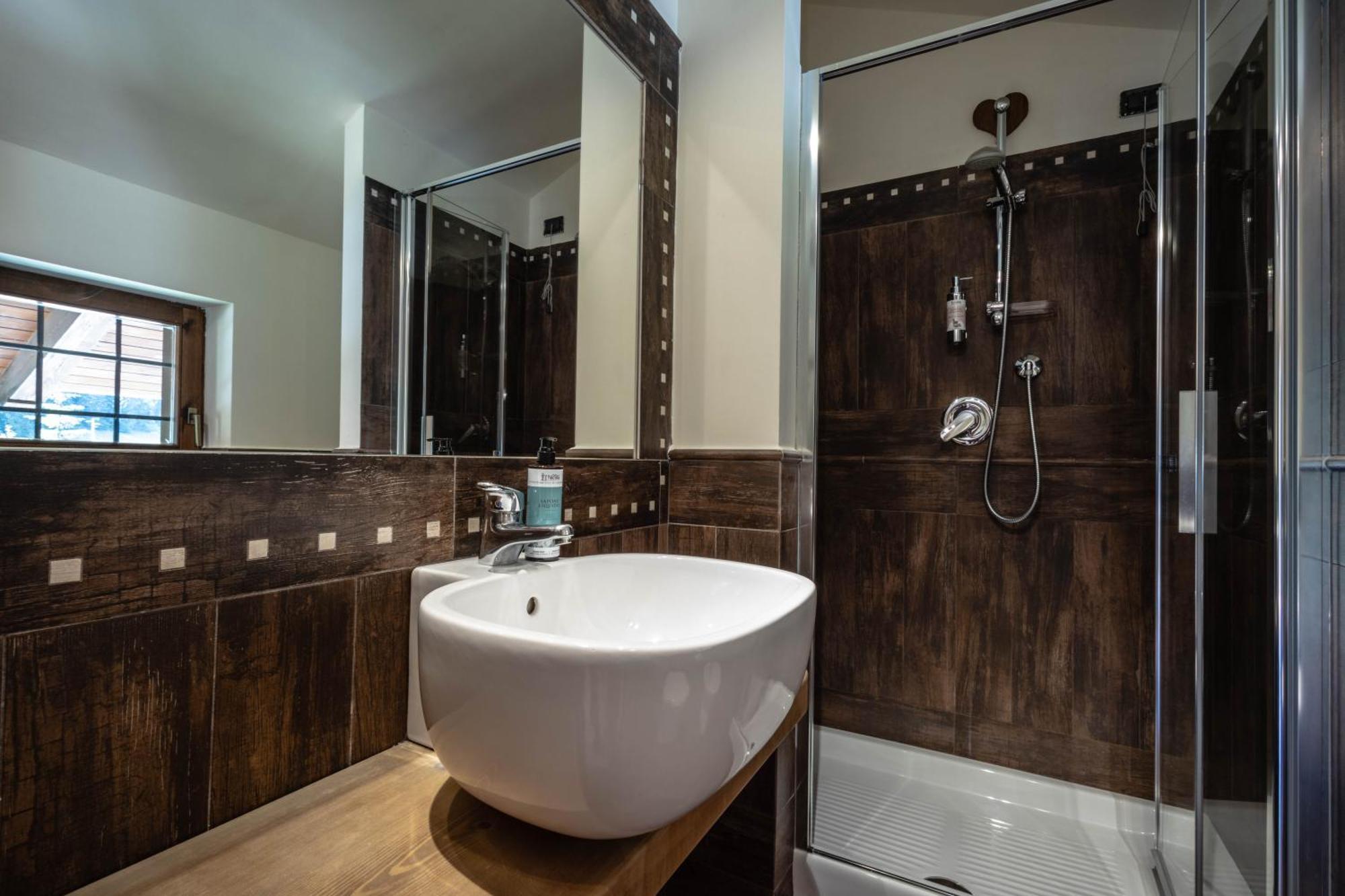 Alpine Forest Hotel Champoluc Ngoại thất bức ảnh